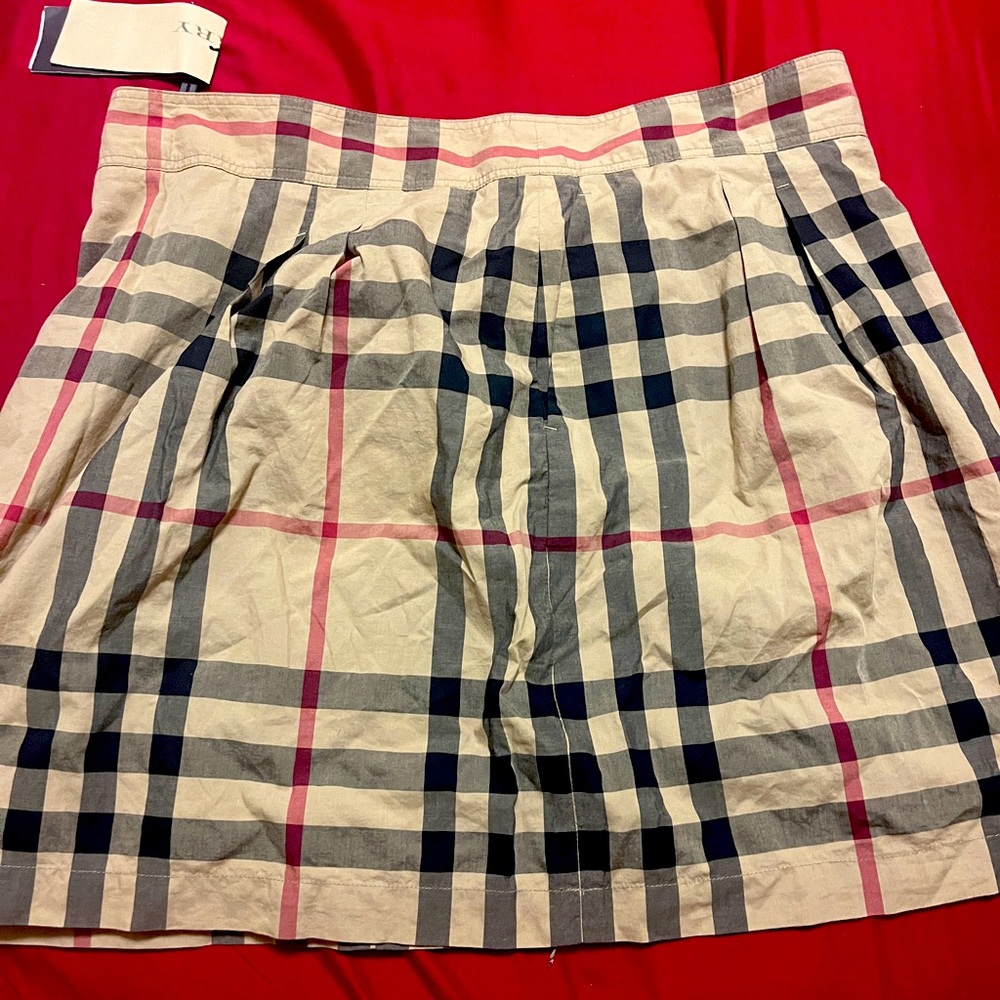 Burberry Brit skirt tags included
